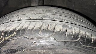 Used 2016 Hyundai i20 Active [2015-2020] 1.2 SX Petrol Manual tyres RIGHT REAR TYRE TREAD VIEW
