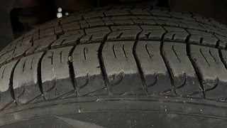 Used 2018 Mahindra TUV300 [2015-2020] T10 Dual Tone Diesel Manual tyres LEFT FRONT TYRE TREAD VIEW