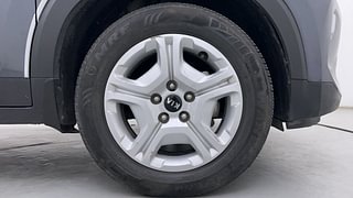 Used 2020 Kia Sonet HTX 1.5 Diesel Manual tyres RIGHT FRONT TYRE RIM VIEW