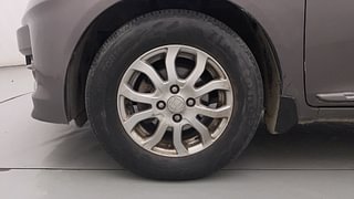 Used 2015 Honda Amaze [2013-2016] 1.2 VX AT i-VTEC Petrol Automatic tyres LEFT FRONT TYRE RIM VIEW