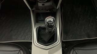 Used 2019 Mahindra XUV 300 W8 Diesel Diesel Manual interior GEAR  KNOB VIEW