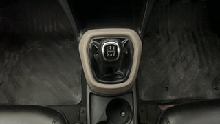 Used 2015 Hyundai Grand i10 [2013-2017] Sportz 1.2 Kappa VTVT Petrol Manual interior GEAR  KNOB VIEW