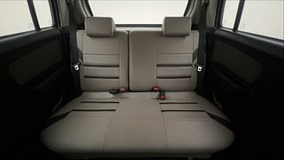 Used 2015 Maruti Suzuki Wagon R 1.0 [2010-2019] LXi Petrol Manual interior REAR SEAT CONDITION VIEW