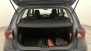 Used 2019 Hyundai Venue [2019-2020] SX(O) 1.4 CRDI Diesel Manual interior DICKY INSIDE VIEW