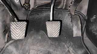 Used 2020 Hyundai Venue [2019-2022] SX 1.0  Turbo Petrol Manual interior PEDALS VIEW