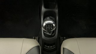 Used 2015 Maruti Suzuki Wagon R 1.0 [2010-2019] LXi Petrol Manual interior GEAR  KNOB VIEW