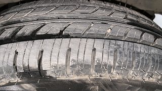 Used 2016 Renault Kwid [2015-2019] RXT Petrol Manual tyres LEFT REAR TYRE TREAD VIEW