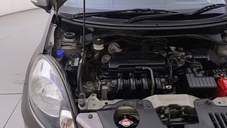 Used 2015 Honda Amaze [2013-2016] 1.2 VX AT i-VTEC Petrol Automatic engine ENGINE RIGHT SIDE HINGE & APRON VIEW