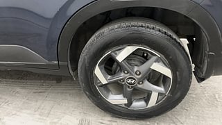 Used 2019 Hyundai Venue [2019-2020] SX(O) 1.4 CRDI Diesel Manual tyres LEFT REAR TYRE RIM VIEW