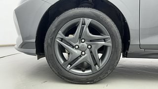 Used 2022 Hyundai New i20 Sportz 1.2 MT Petrol Manual tyres LEFT FRONT TYRE RIM VIEW