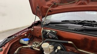 Used 2018 Maruti Suzuki Alto K10 [2014-2019] VXi Petrol Manual engine ENGINE RIGHT SIDE HINGE & APRON VIEW