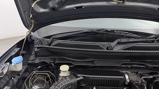 Used 2020 Maruti Suzuki S-Presso VXI Petrol Manual engine ENGINE RIGHT SIDE HINGE & APRON VIEW