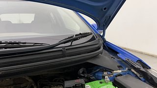 Used 2018 Hyundai Elite i20 [2014-2018] Sportz 1.2 Petrol Manual engine ENGINE LEFT SIDE HINGE & APRON VIEW