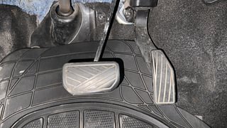 Used 2019 Maruti Suzuki Ignis [2017-2020] Delta AMT Petrol Petrol Automatic interior PEDALS VIEW