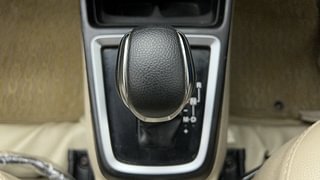 Used 2017 Maruti Suzuki Dzire [2017-2020] VXI AMT Petrol Automatic interior GEAR  KNOB VIEW