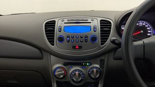 Used 2016 hyundai i10 Sportz 1.1 Petrol Petrol Manual interior MUSIC SYSTEM & AC CONTROL VIEW