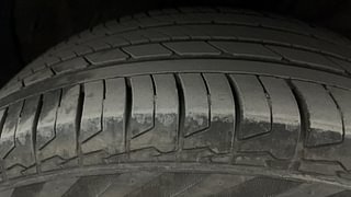 Used 2023 Kia Seltos HTX Plus 1.5 Diesel iMT Diesel Manual tyres RIGHT FRONT TYRE TREAD VIEW