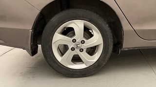 Used 2015 Honda City [2014-2017] VX Petrol Manual tyres RIGHT REAR TYRE RIM VIEW