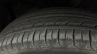 Used 2014 Honda City [2014-2017] VX Petrol Manual tyres LEFT FRONT TYRE TREAD VIEW