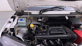 Used 2020 renault Kwid 1.0 RXT Opt Petrol Manual engine ENGINE RIGHT SIDE HINGE & APRON VIEW