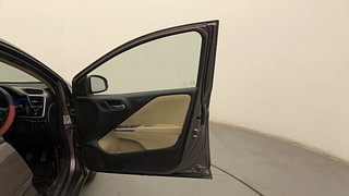 Used 2015 Honda City [2014-2017] VX Petrol Manual interior RIGHT FRONT DOOR OPEN VIEW