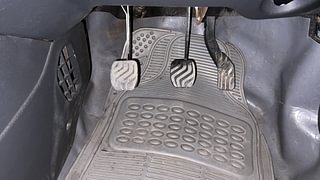 Used 2016 Renault Kwid [2015-2019] RXT Petrol Manual interior PEDALS VIEW