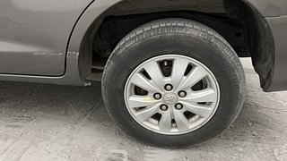 Used 2012 Toyota Innova [2008-2013] 2.5 V 8 STR Diesel Manual tyres LEFT REAR TYRE RIM VIEW