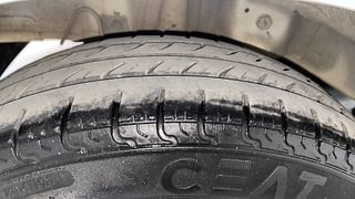 Used 2018 Hyundai Eon [2011-2018] Era + SE Petrol Manual tyres RIGHT REAR TYRE TREAD VIEW