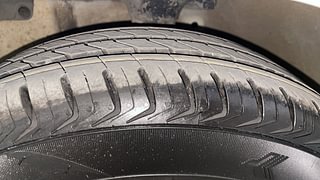 Used 2018 Hyundai Eon [2011-2018] Era + SE Petrol Manual tyres LEFT FRONT TYRE TREAD VIEW