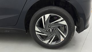 Used 2023 Hyundai New i20 Asta (O) 1.2 IVT Petrol Automatic tyres LEFT REAR TYRE RIM VIEW