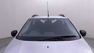 Used 2016 Renault Kwid [2015-2019] RXT Petrol Manual exterior FRONT WINDSHIELD VIEW
