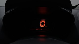 Used 2016 Renault Kwid [2015-2019] RXT Petrol Manual interior CLUSTERMETER VIEW