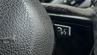 Used 2018 Tata Nexon [2017-2020] XT Diesel Diesel Manual top_features Voice command/control