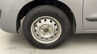 Used 2016 Maruti Suzuki Wagon R 1.0 [2013-2019] LXi CNG Petrol+cng Manual tyres LEFT FRONT TYRE RIM VIEW