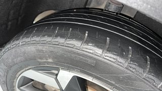 Used 2023 Hyundai Alcazar SIGNATURE (O) 7 STR 1.5 Petrol DCT Petrol Automatic tyres RIGHT REAR TYRE TREAD VIEW