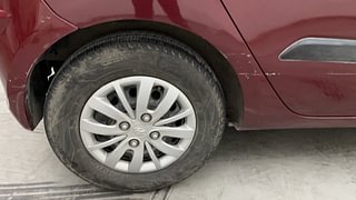 Used 2016 hyundai i10 Sportz 1.1 Petrol Petrol Manual tyres RIGHT REAR TYRE RIM VIEW