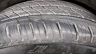 Used 2020 Maruti Suzuki Swift [2017-2021] ZXI Petrol Manual tyres LEFT FRONT TYRE TREAD VIEW
