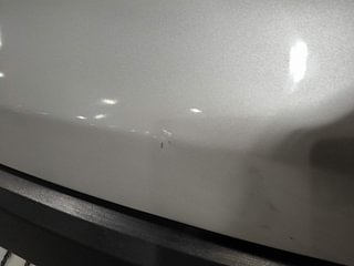 Used 2016 Renault Kwid [2015-2019] RXT Petrol Manual dents MINOR DENT