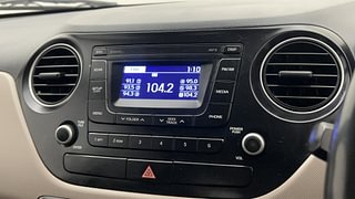 Used 2016 Hyundai Grand i10 [2013-2017] Asta (O) AT 1.2 kappa VTVT Petrol Automatic top_features Integrated (in-dash) music system