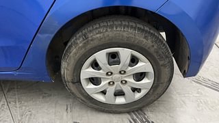 Used 2018 Hyundai Elite i20 [2014-2018] Sportz 1.2 Petrol Manual tyres LEFT REAR TYRE RIM VIEW