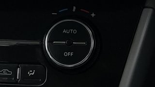 Used 2018 Tata Nexon [2017-2020] XT Diesel Diesel Manual top_features Automatic climate control