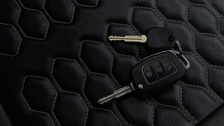 Used 2016 Hyundai Elite i20 [2014-2018] Sportz 1.2 Petrol Manual extra CAR KEY VIEW
