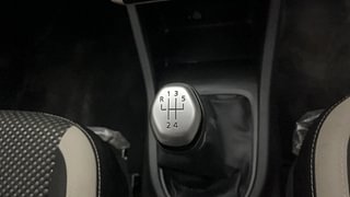 Used 2021 Renault Triber RXZ Petrol Manual interior GEAR  KNOB VIEW