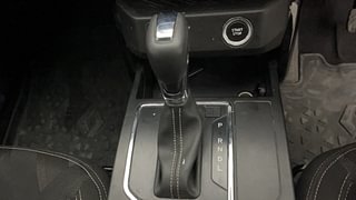 Used 2022 Renault Kiger RXT (O) Turbo CVT Dual Tone Petrol Automatic interior GEAR  KNOB VIEW