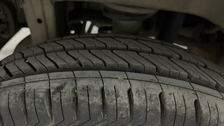 Used 2013 Maruti Suzuki Alto 800 Lxi Petrol Manual tyres RIGHT REAR TYRE TREAD VIEW