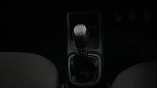 Used 2017 Renault Kwid [2017-2019] RXT 1.0 SCE Special Petrol Manual interior GEAR  KNOB VIEW
