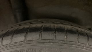 Used 2015 Honda City [2014-2017] VX Petrol Manual tyres RIGHT REAR TYRE TREAD VIEW