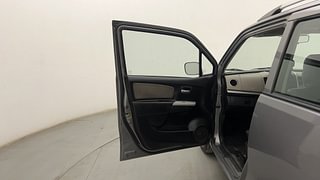Used 2016 Maruti Suzuki Wagon R 1.0 [2013-2019] LXi CNG Petrol+cng Manual interior LEFT FRONT DOOR OPEN VIEW