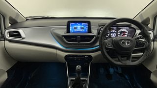 Used 2023 Tata Altroz XZ 1.2 Petrol Manual interior DASHBOARD VIEW