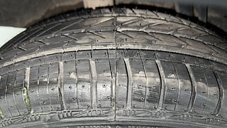 Used 2023 Renault Kwid 1.0 RXT AMT SCE Petrol Automatic tyres RIGHT REAR TYRE TREAD VIEW